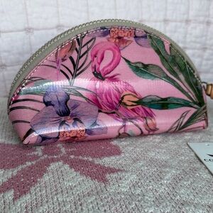 Consuela Brynn Flamingo